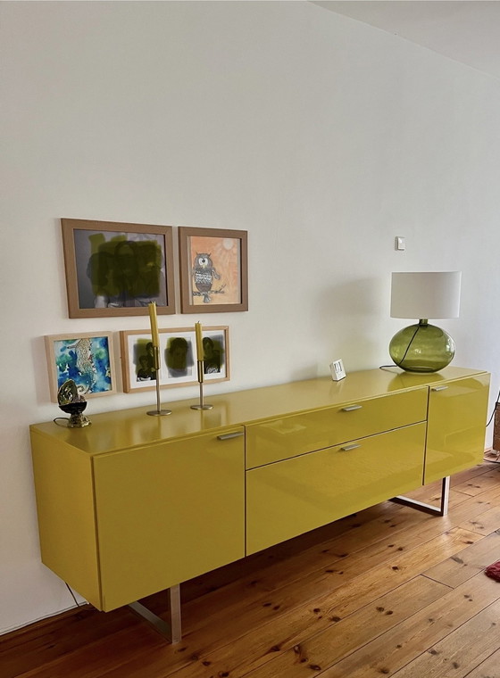 Image 1 of Credenza senza tempo