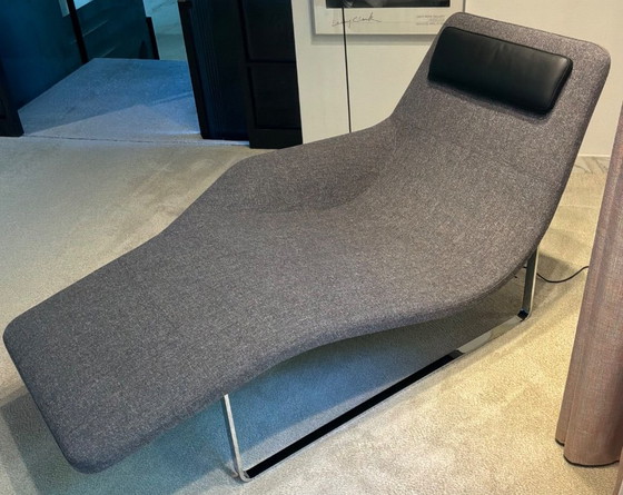 B&B Italia Landscape Chaise longue, grey textile and black leather, Modern (photo 4 of 6)