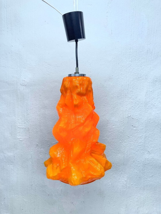 Image 1 of  Lámpara colgante de cristal de Peill&Putzler diseño años 70s 80s modelo Alaska naranja