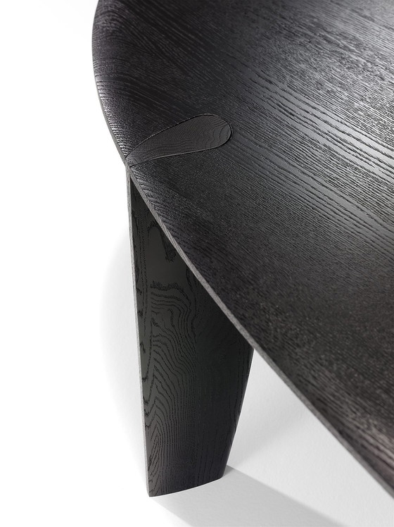 Image 1 of Qliv Stone Oval 115x260cm in Charcoal Schwarz gebeizt Massiv-Esche Vitrine