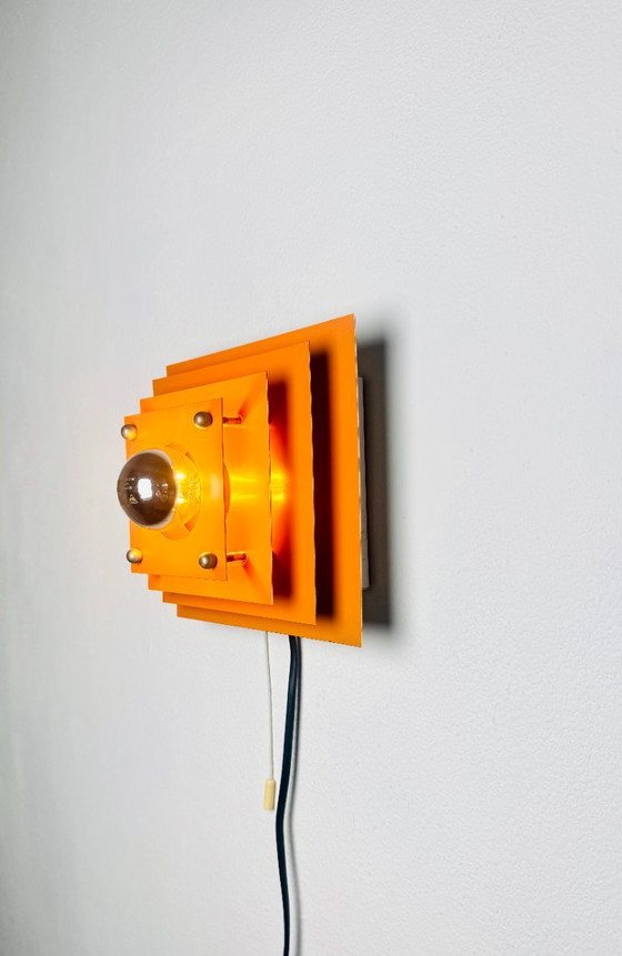 Pyramid layered wall lamp in orange by Hustadt Leuchten, Germany, 1960s – Wall lights, Metal (photo 5 of 6)
