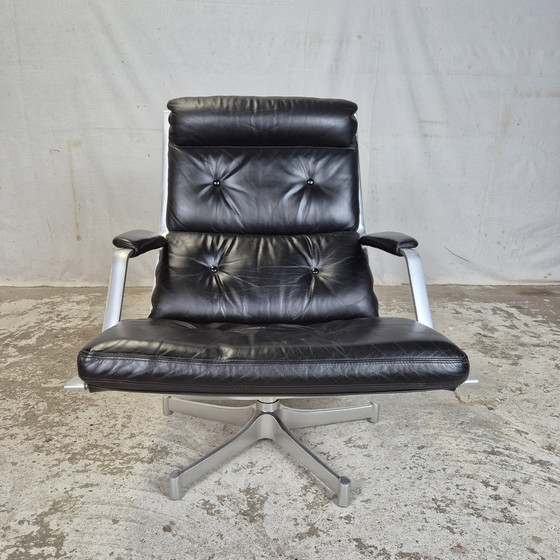 Image 1 of Jørgen Kastholm & Preben Fabricius FK85 chaise longue vintage