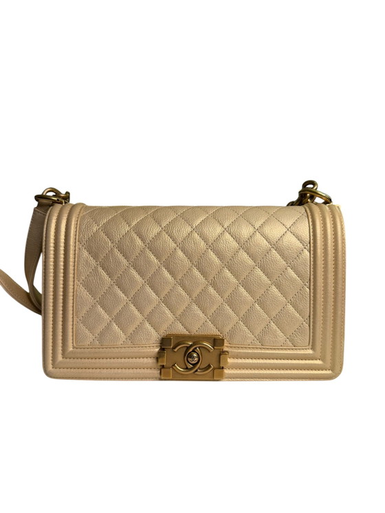 Image 1 of Chanel Boy tas