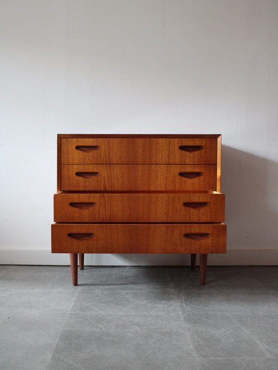 Image 1 of Vintage Danish chest of drawers in teak by Ølholm Møbelfabrik 