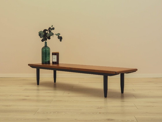 Aparador de teca con patas cónicas oscuras, mesa consola baja danesa, década de 1970. – Wood (photo 3 of 13)