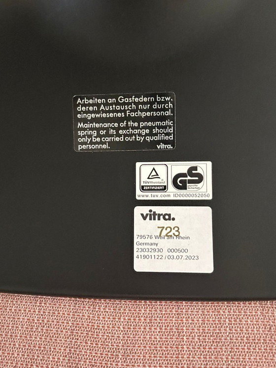 Image 1 of Sedia operativa Vitra Rookie (rosa o verde, altre disponibili)