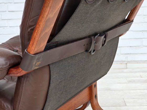 Image 1 of Poltrona norvegese degli anni '70 di Jon Hjortdal, pelle per mobili, legno curvato, tela.