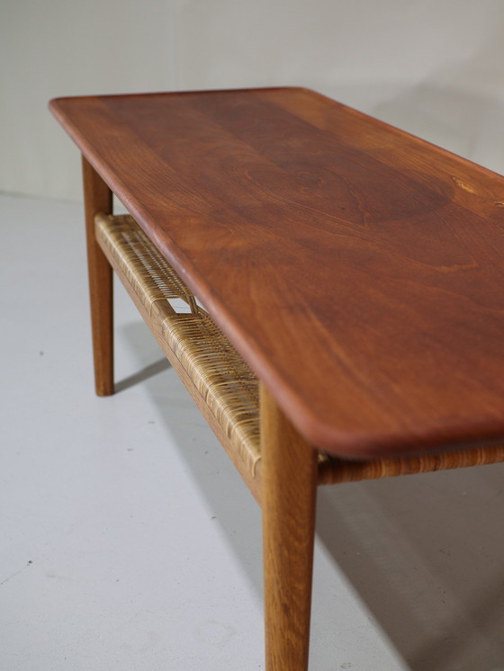 Image 1 of Tavolino da caffè Hans Wegner AT10 in legno di teak e rattan