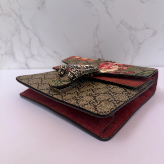 Sac a bandouliere mini Gucci Dionysus GG Blooms – Sacs a bandouliere, Daim (photo 10 of 11)