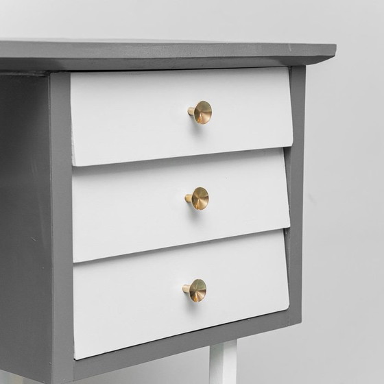 Image 1 of SCRIVANIA VINTAGE AVEC CASSETTI ET GAMBE EN METALLO ANNI '70 MODERNARIATO