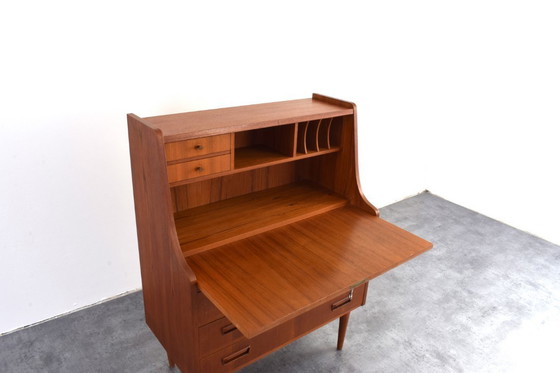 Image 1 of Segretaria danese in teak di metà secolo realizzata da Gunnar Nielsen per Tibergaard, anni '60.
