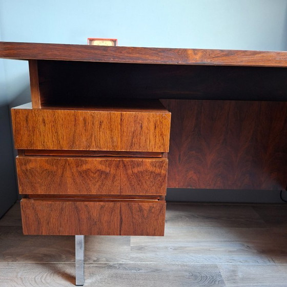 Image 1 of Vintage rosewood executive desk from the 1960s