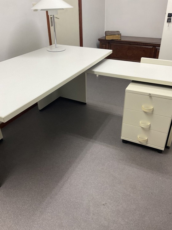 Image 1 of Escritorio Grahis de Tecno - Osvaldo Borsani, años 70