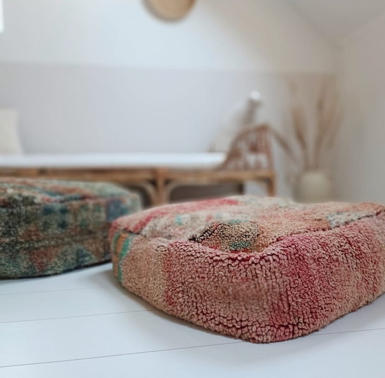 Image 1 of Boujaad Poef Berber zitkussen scheerwol