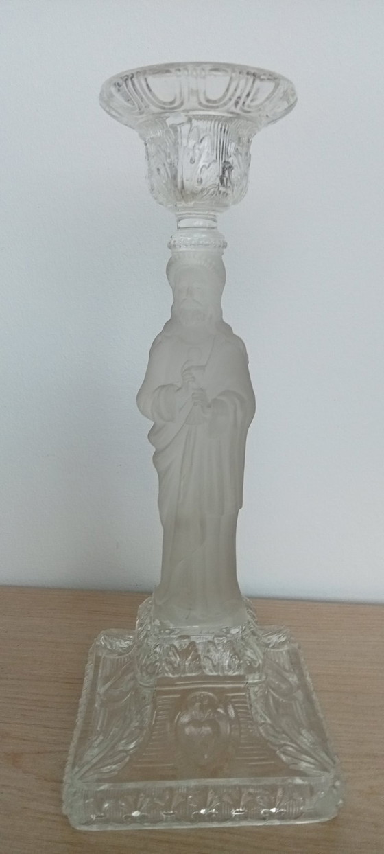 Image 1 of Kerzenhalter aus gepresstem, mattiertem Glas, Schutzpatron