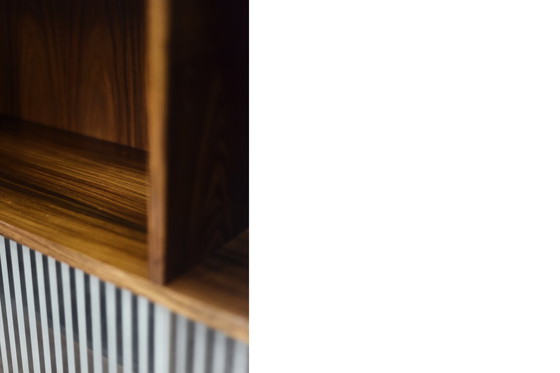 Image 1 of Buffet haut vintage en bois de rose avec verre, Mid Century Scandinavian Modern, 1960s