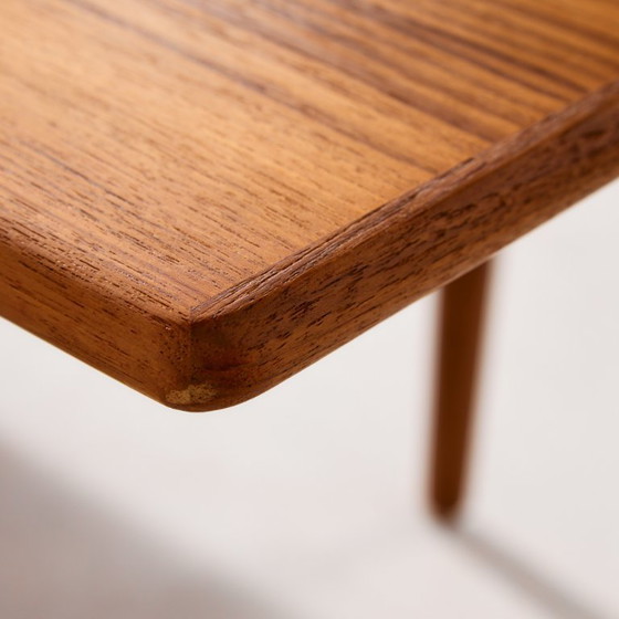 Image 1 of MK9798 Table de salle à manger en teck restaurée