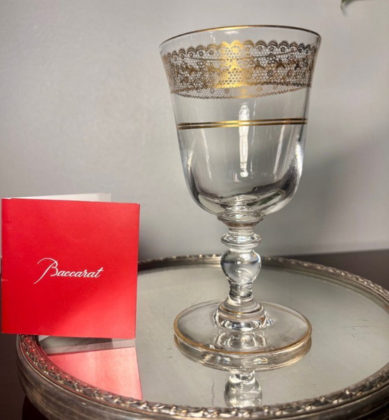 Image 1 of application Baccarat en or sur verre cristal