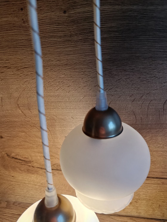 Image 1 of Lampada a sospensione doppia vintage in opalino bianco