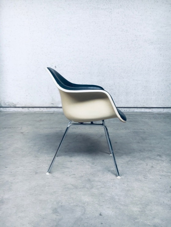 Image 1 of Poltrona DAX in pelle nera di metà secolo di Charles e Ray Eames per Herman Miller, anni '60