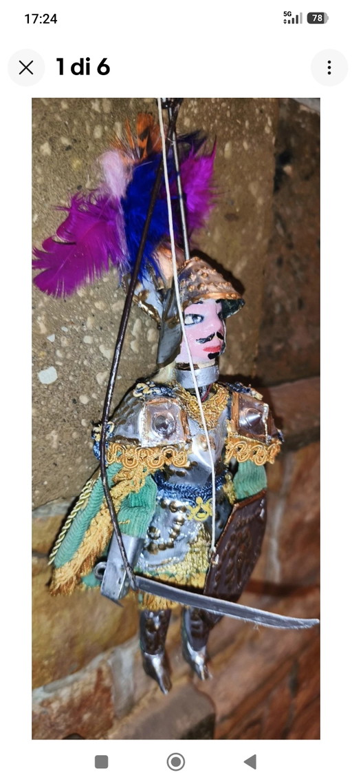 Marionnette sicilienne vintage de 28 cm - Probablement Orlando – decoratieve objecten, Metal, Textile