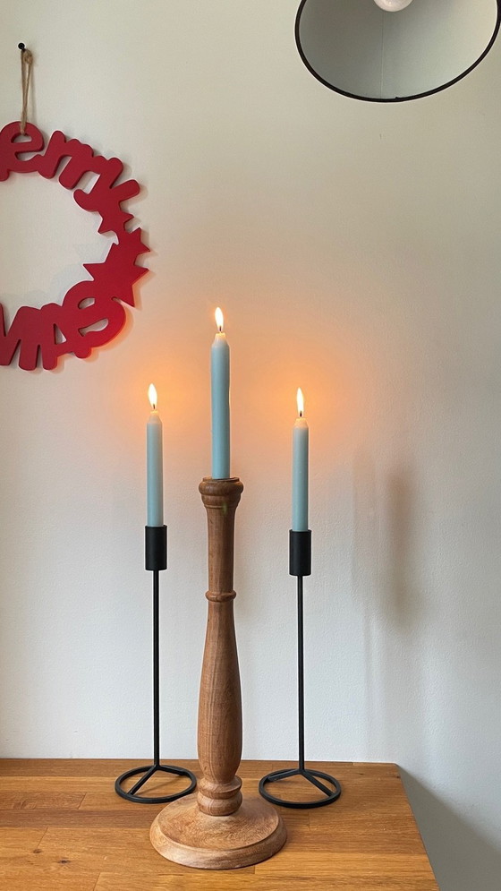Image 1 of Trio van Teak en Vintage Stalen Kandelaars