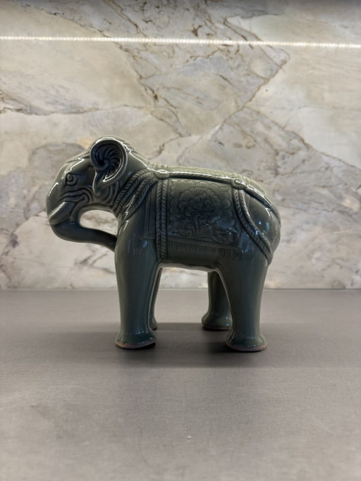 Elefante de cerámica celadón de Siam antiguo – decoratieve objecten, Ceramic (photo 2 of 11)