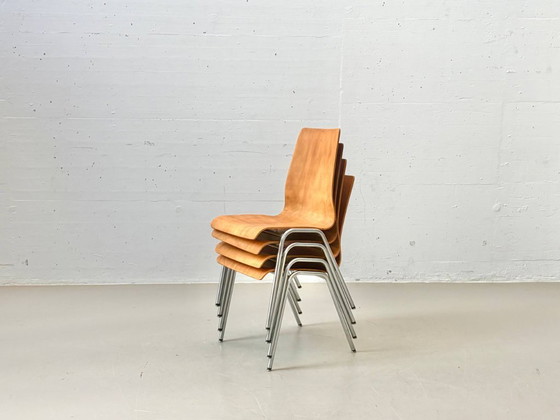 Image 1 of Set van 4 stapelbare stoelen van IGH Herisau, Zwitserland, jaren 70.