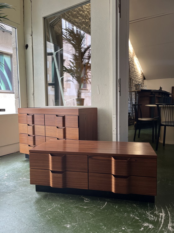 Image 1 of Kleine italienische Kommode aus den 1970er Jahren