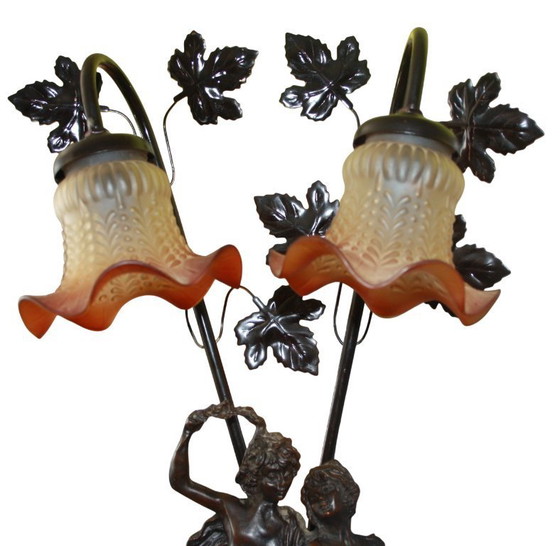 Image 1 of Lampada da tavolo Art Nouveau placcata in bronzo, firmata, alta circa 60 cm.