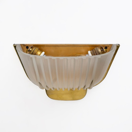 Image 1 of Een paar art-deco wandlampen van Muranoglas, toegeschreven aan Archimede Seguso, jaren 1940.