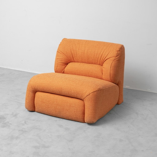 Sillón Lounge Vintage en Tela Naranja, Diseño Modernariato de los 70