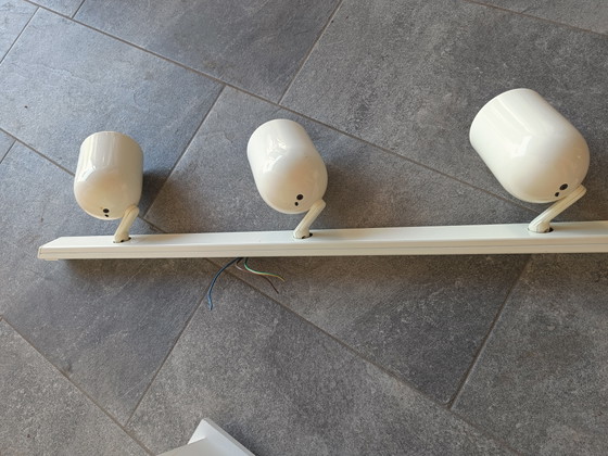 Lampe de plafond/applique murale vintage iGuzzini à 3 spots – Italie, années 1980 – Metal (photo 6 of 11)