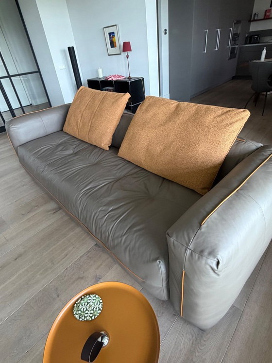 Image 1 of Divano Rolf Benz a 3,5 posti. 286x109x72 cm, in pelle.