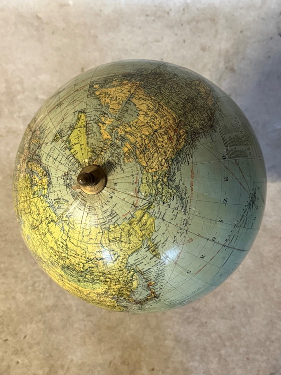 Image 1 of Mappemonde