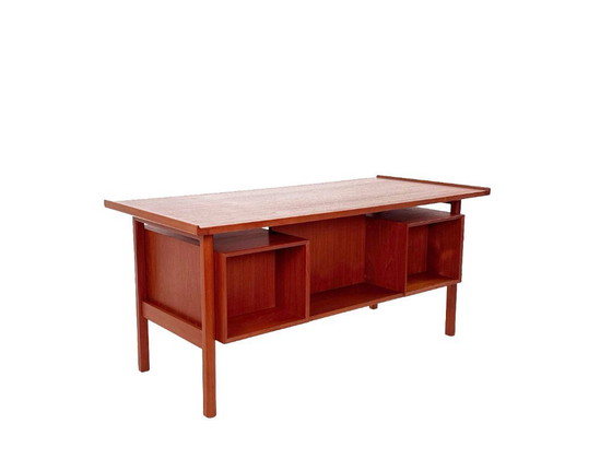 Image 1 of Scrivania vintage modello 75 di Niels Clausen in teak – NC Møbler, Danimarca anni '60