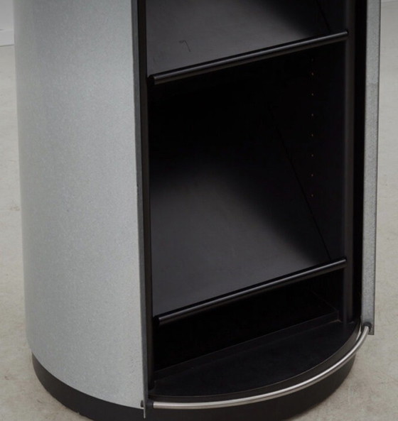 Image 1 of Hans Eichenberger cylindre en métal