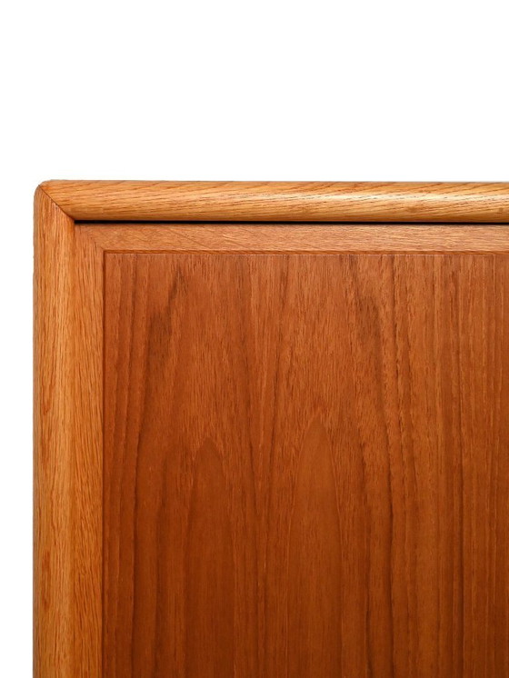 Image 1 of Credenza alta scandinava, anni '50/'60, rovere e teak, tre ante