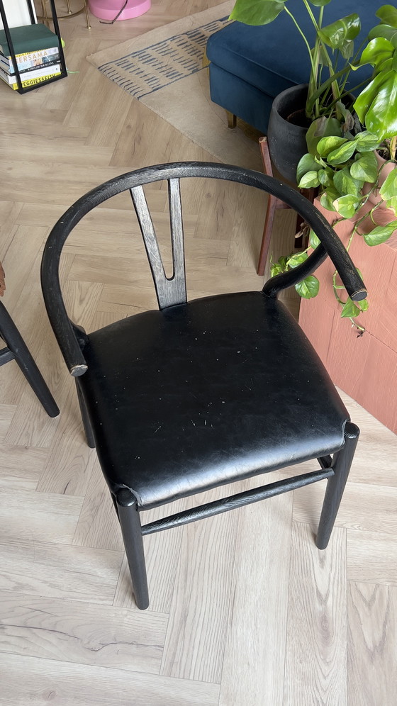 Image 1 of 7 chaises Wishbone sur mesure