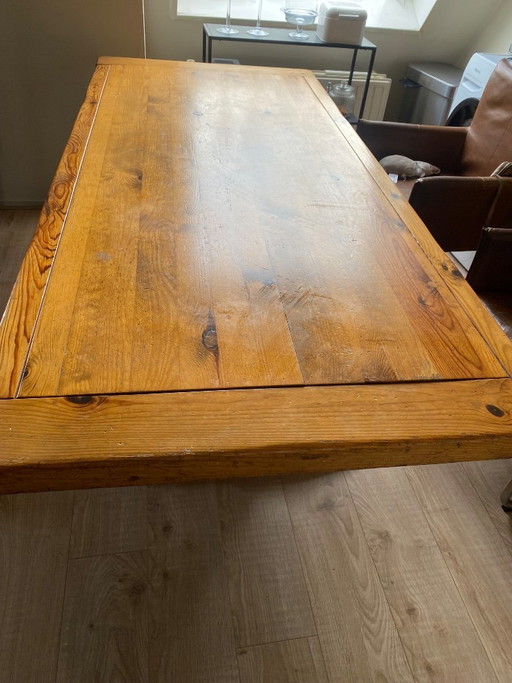 Table de monastère en pin massif