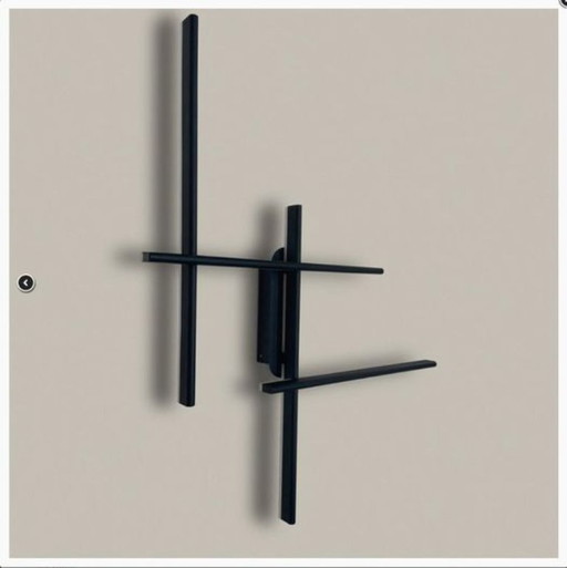 Blade wall lamp