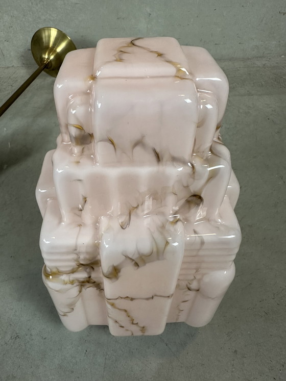 Image 1 of Grattacielo Art Déco - rosa opalino marmorizzato e ottone