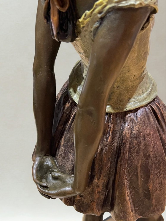 Image 1 of After Edgar Degas – Grande sculpture en bronze polychrome – Danseuse – Socle marbre – 38 cm - 5,4kg