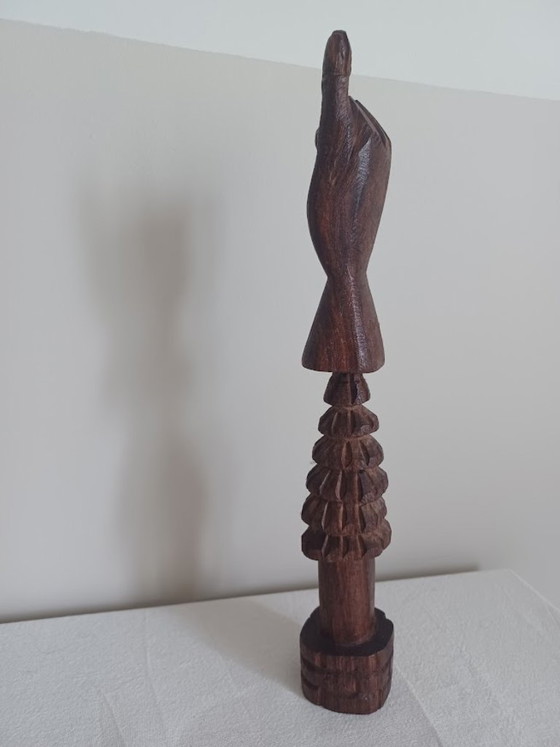 Image 1 of Intaglio del legno vintage - Arte popolare surinamese - Mano stilizzata