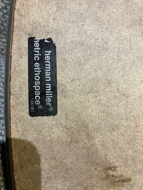 Image 1 of Herman Miller Eames round table 90 cm