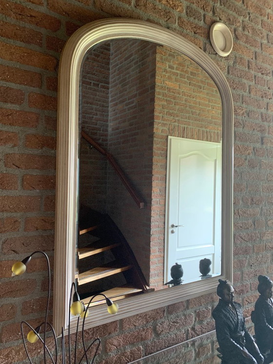 Image 1 of Mesa con espejo de pared y espejo a juego.