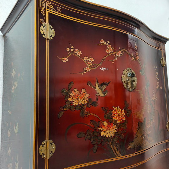 Image 1 of Vintage Chinese bridal cabinet sideboard Chinoiserie cabinet