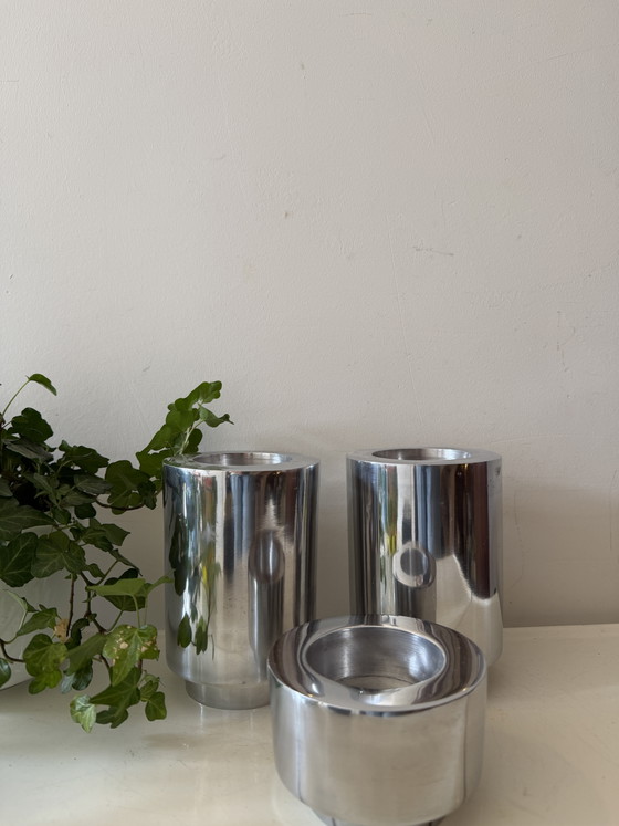 Image 1 of Set aus 3 verchromten Teelichthaltern/Kerzenständern