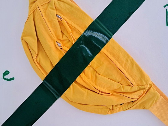 Image 1 of Enzo SAN MARCO - This is not a banana - Artist's painting