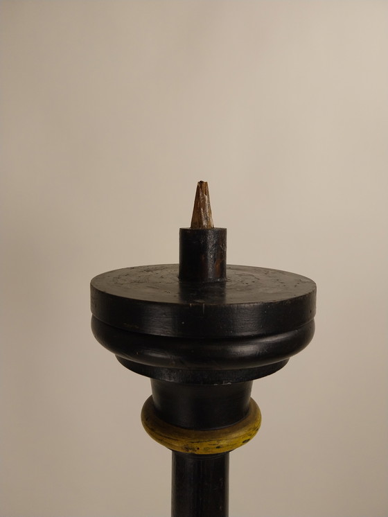 Image 1 of 1 x großer Kerzenständer aus Holz, schwarz mit goldenen Akzenten, 1970er Jahre